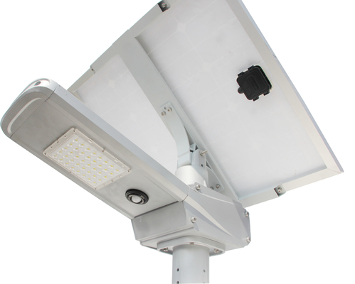 Đèn pin năng lượng mặt trời chống nước theo tiêu chuẩn IP65 80W chạy bằng pin năng lượng mặt trời 12 V / 480WH