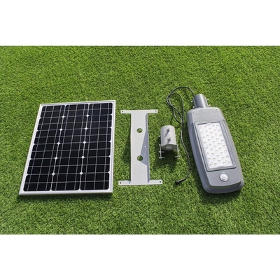 Độ sáng cao Năng lượng mặt trời Đèn LED đường phố năng lượng mặt trời 140lm / w